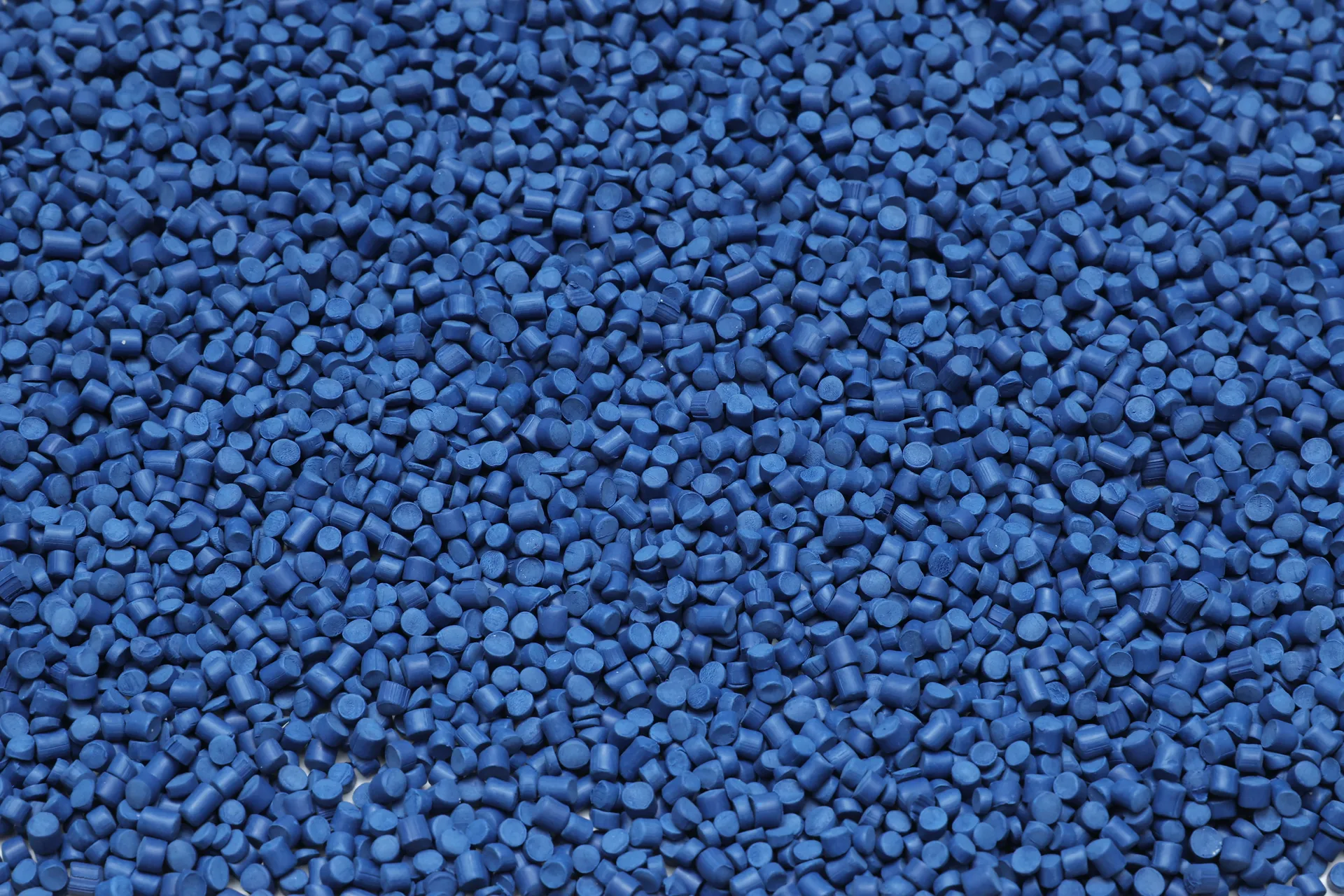 Bio Compostable Masterbatch – Blue granules